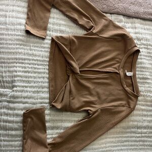 SHEIN Brown Fitted Crop Blouse with Cut Out